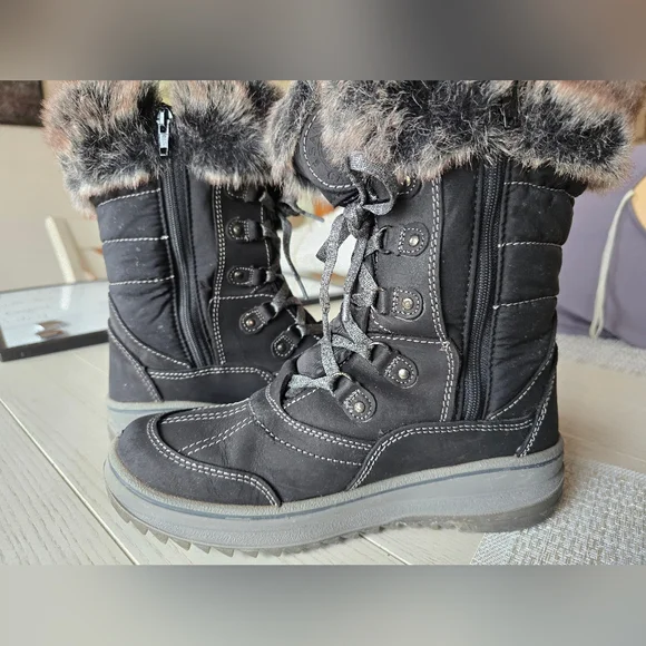 Santana Canada "Myrah" Winter Boots - Picture 9 of 16